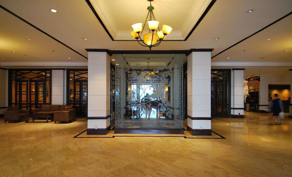 Le Grandeur Hotel Balikpapan Екстериор снимка