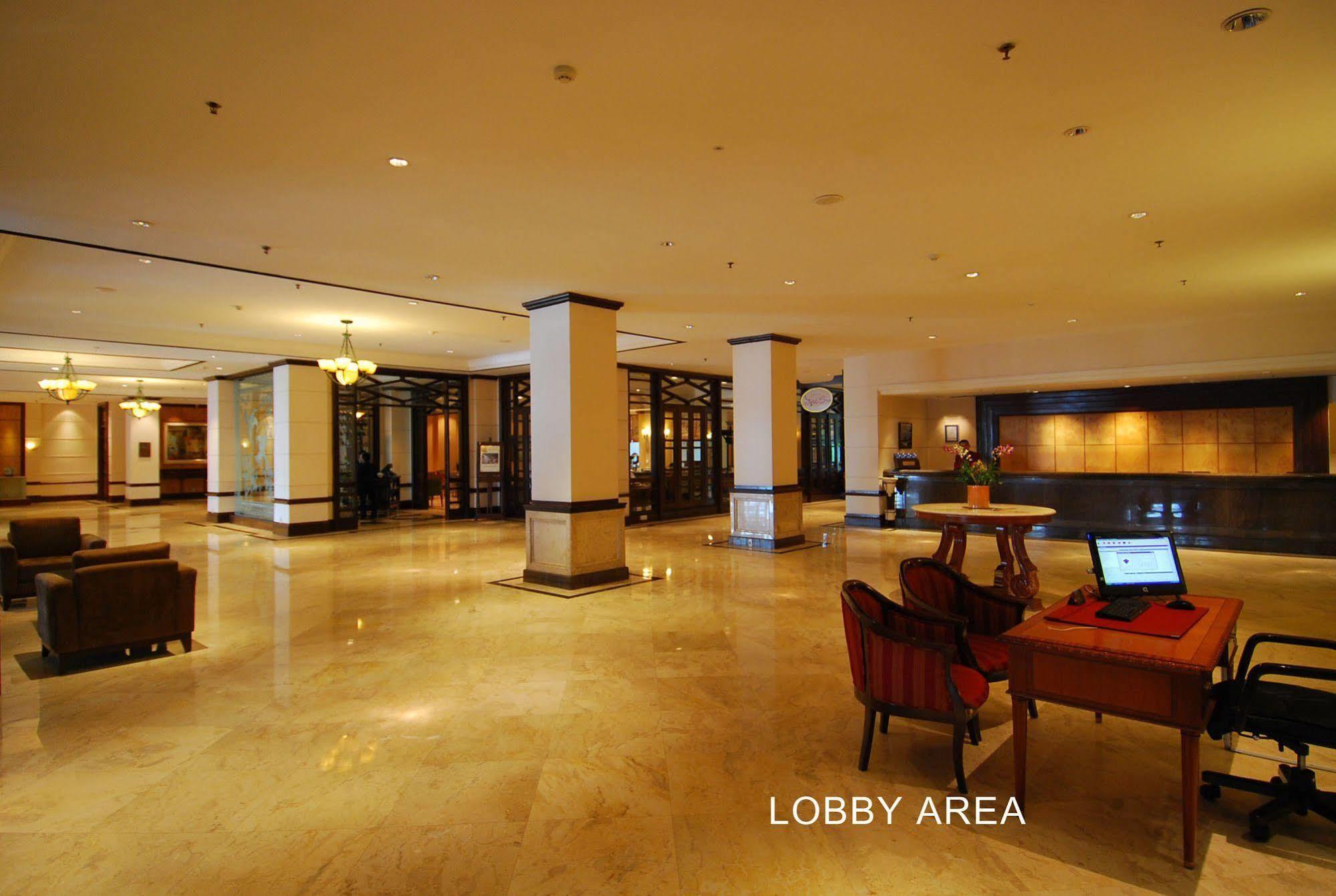 Le Grandeur Hotel Balikpapan Екстериор снимка