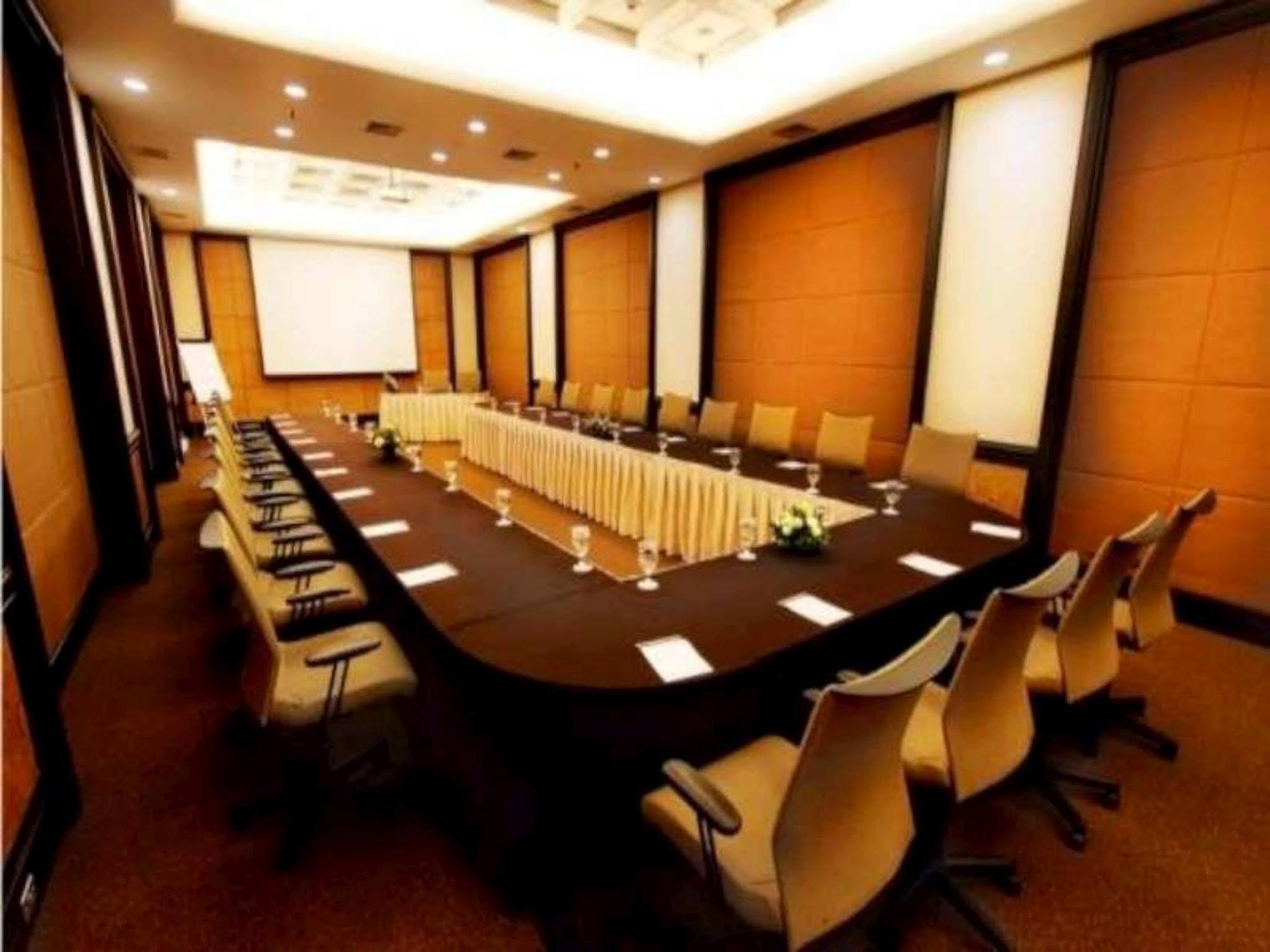 Le Grandeur Hotel Balikpapan Екстериор снимка