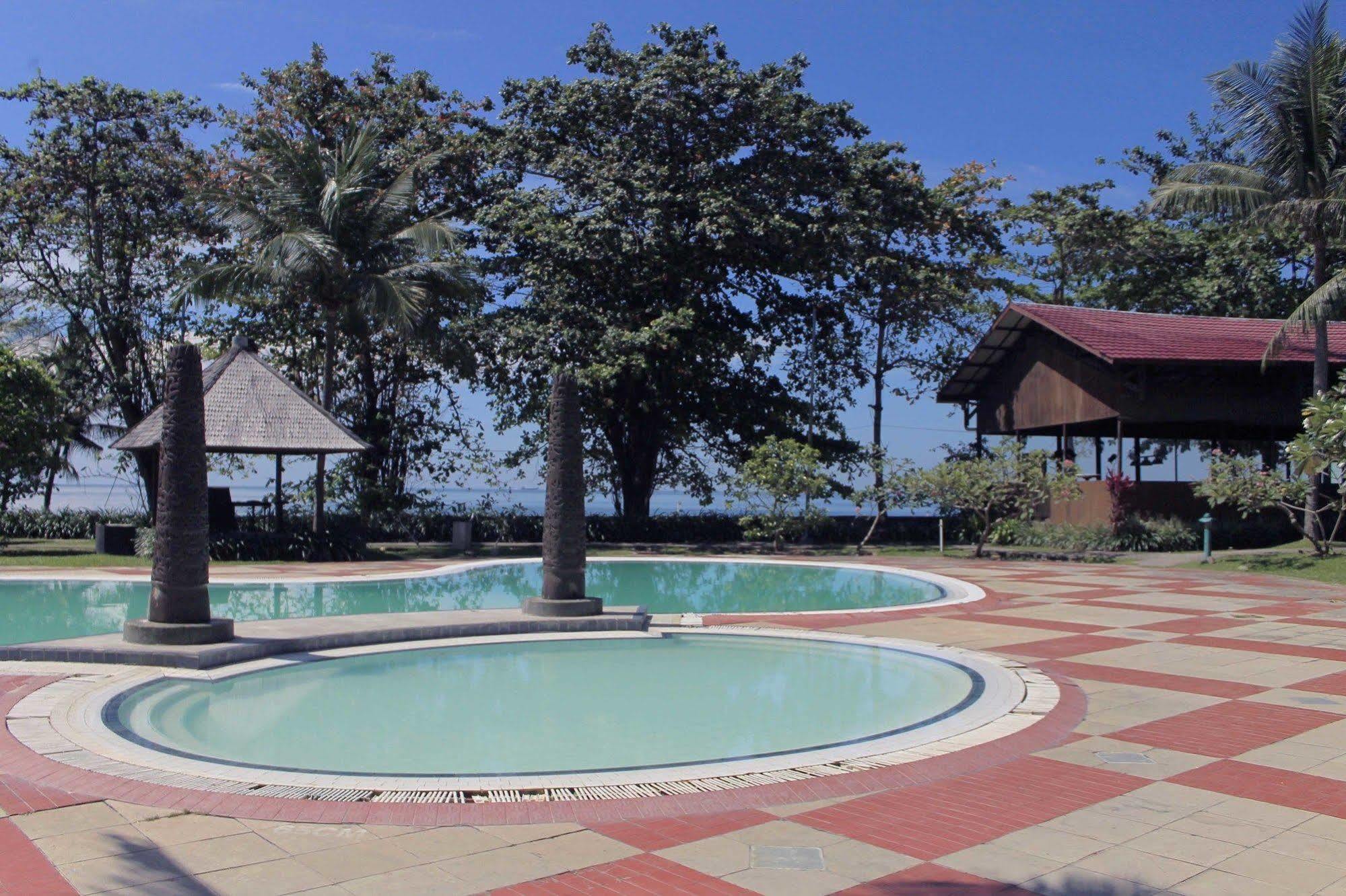 Le Grandeur Hotel Balikpapan Екстериор снимка