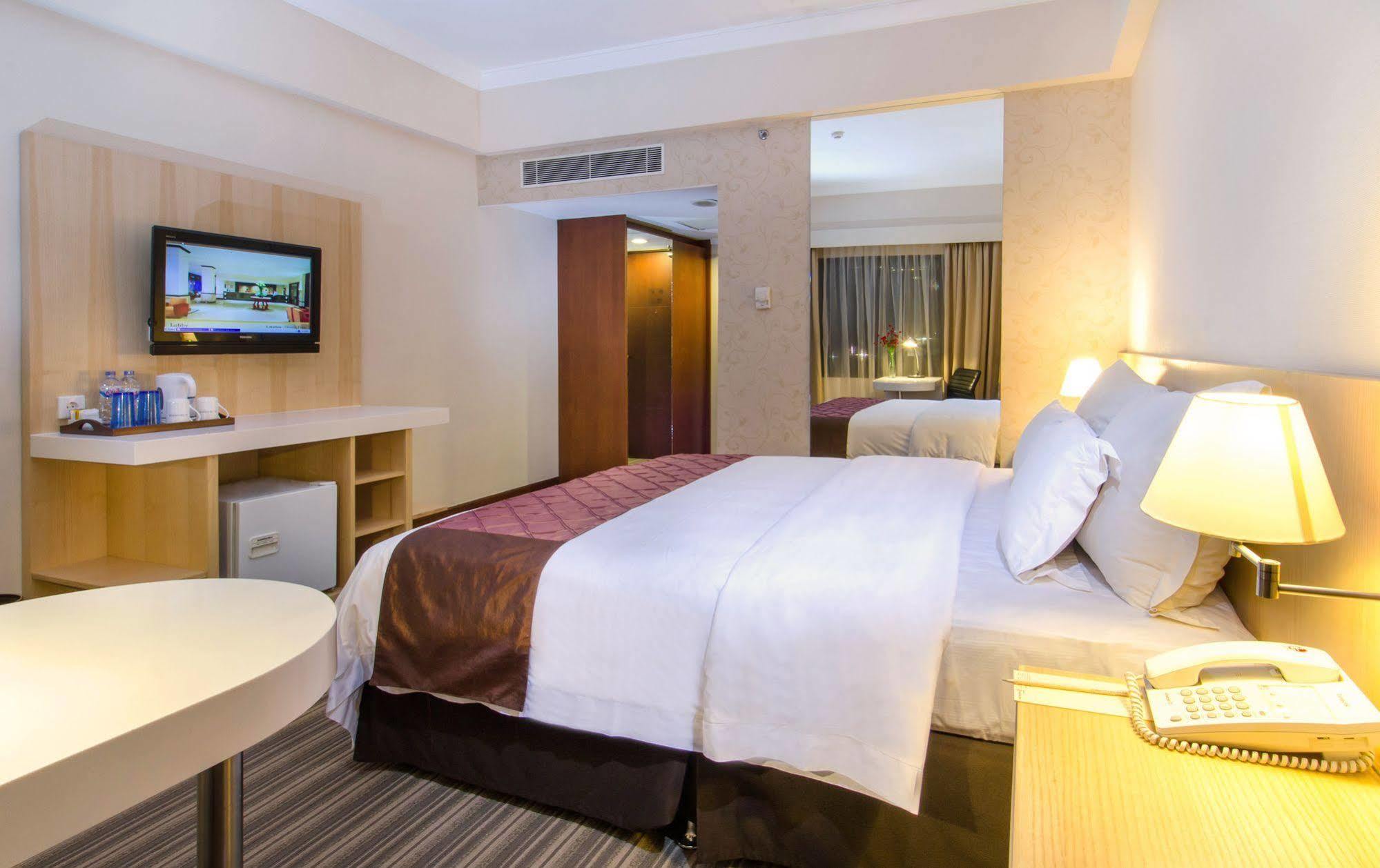 Le Grandeur Hotel Balikpapan Екстериор снимка